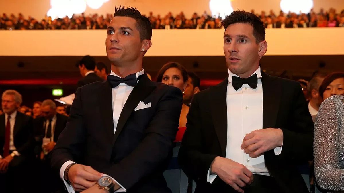 Messi và Ronaldo, hai cầu thủ vĩ đại nhất