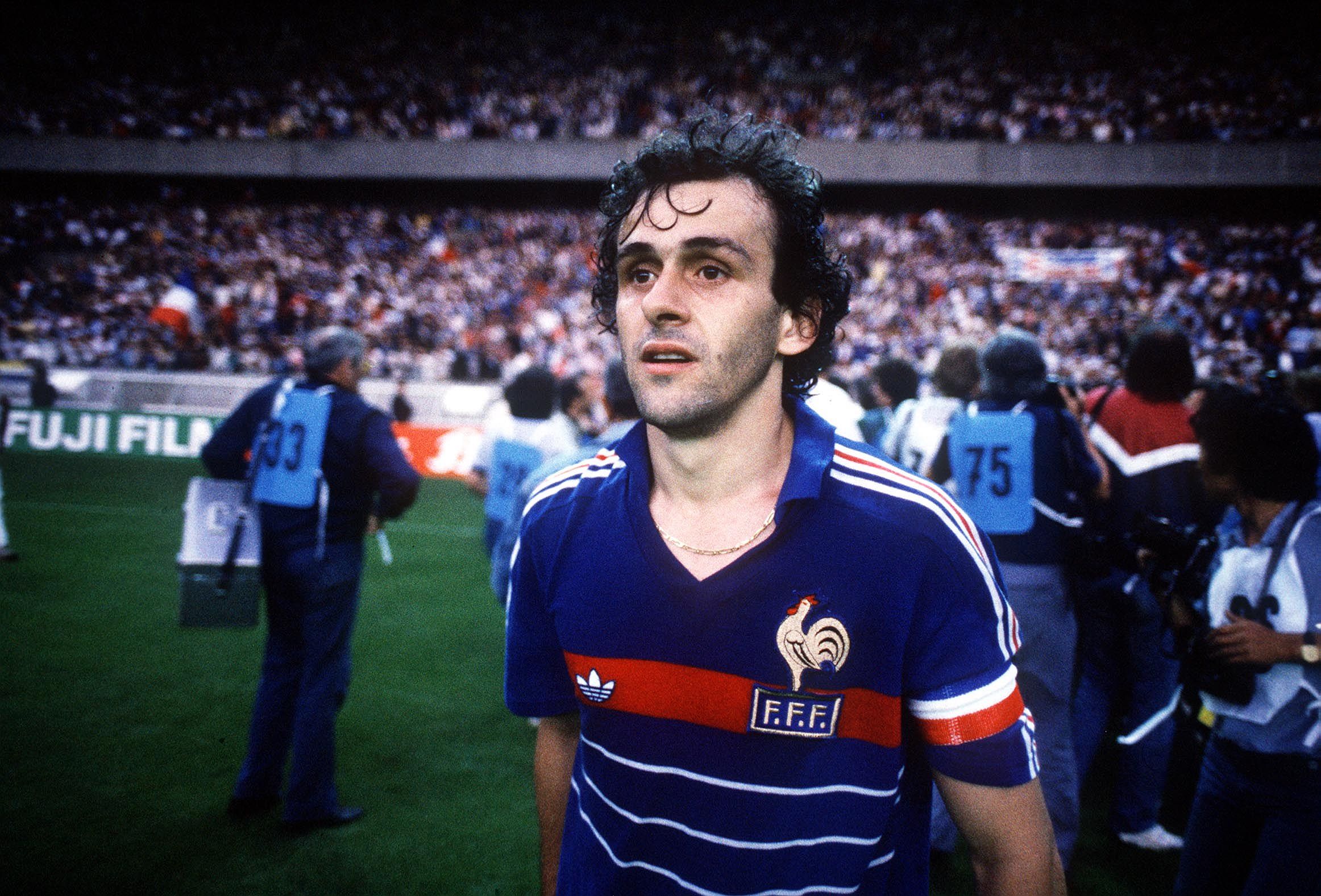 Michel Platini chỉ cần 1 kỳ Euro để ghi được 9 bàn thắng