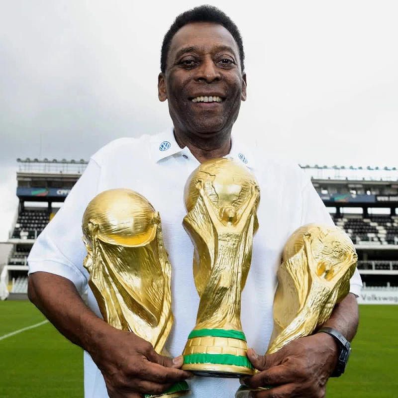 Pelé - huyền thoại bóng đá