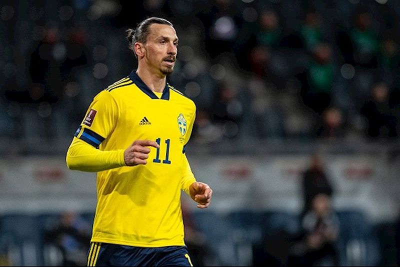 Tiền đạo Zlatan Ibrahimovic lên tiếng về chuyện giải nghệ